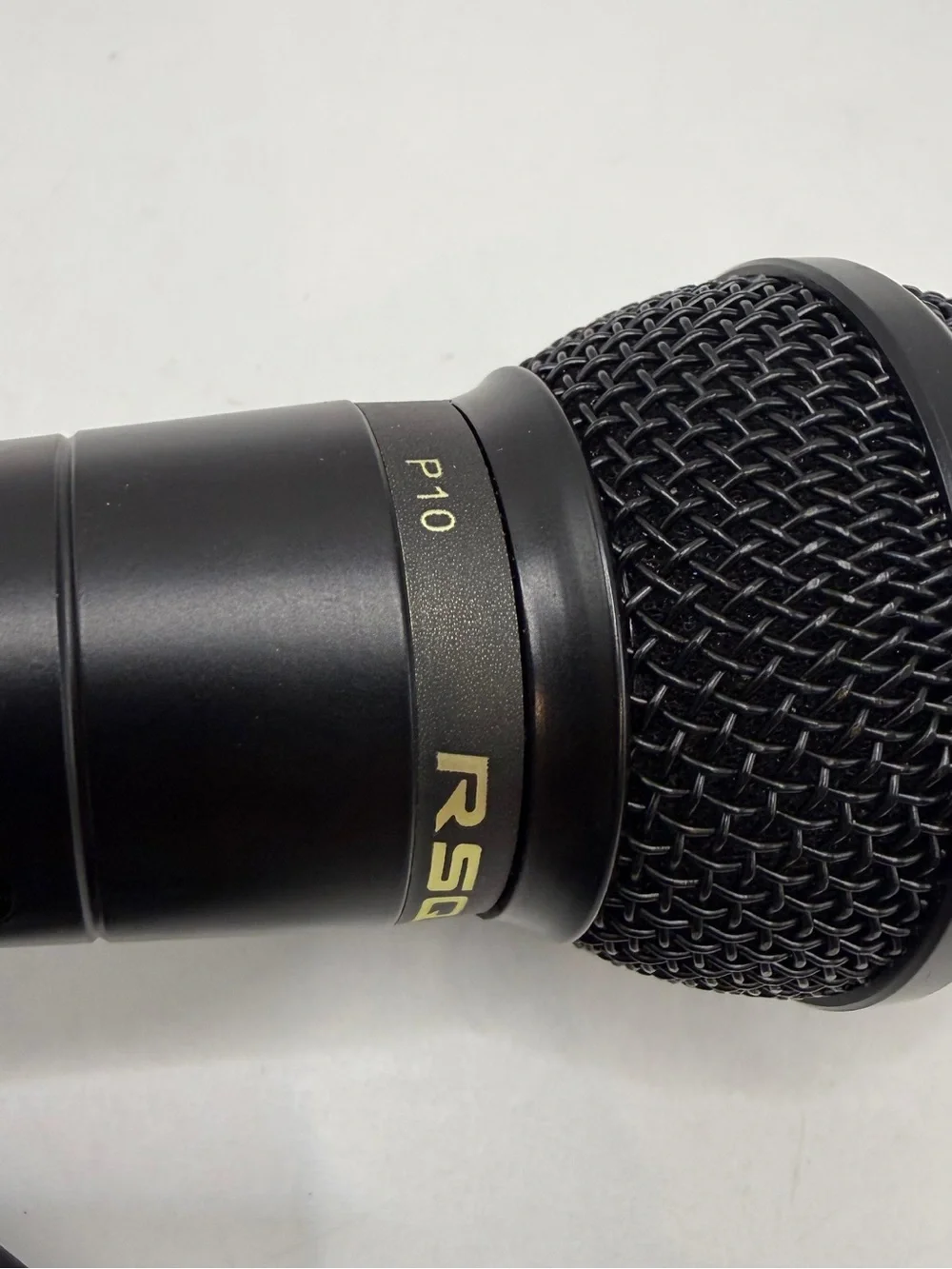 RSQ P10 Dynamic Wired Handheld Microphone XLR to 3.5mm Cable Karaoke Mic